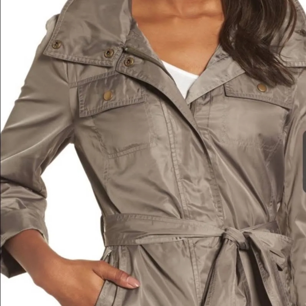 Halogen Coat Hooded Cinch Waist Lightweight Jacket Size: x1 petite